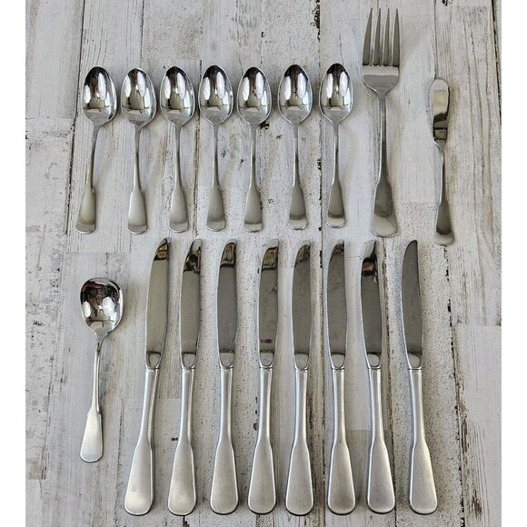 S.S.S. By Oneida Stainless Knives Spoon Flatware 18 Piece - Picture 1 of 7